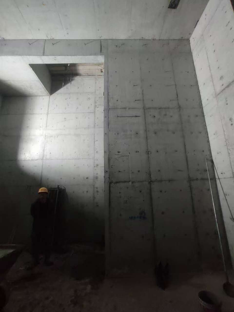 五家渠墙上开槽钢筋断了有影响吗